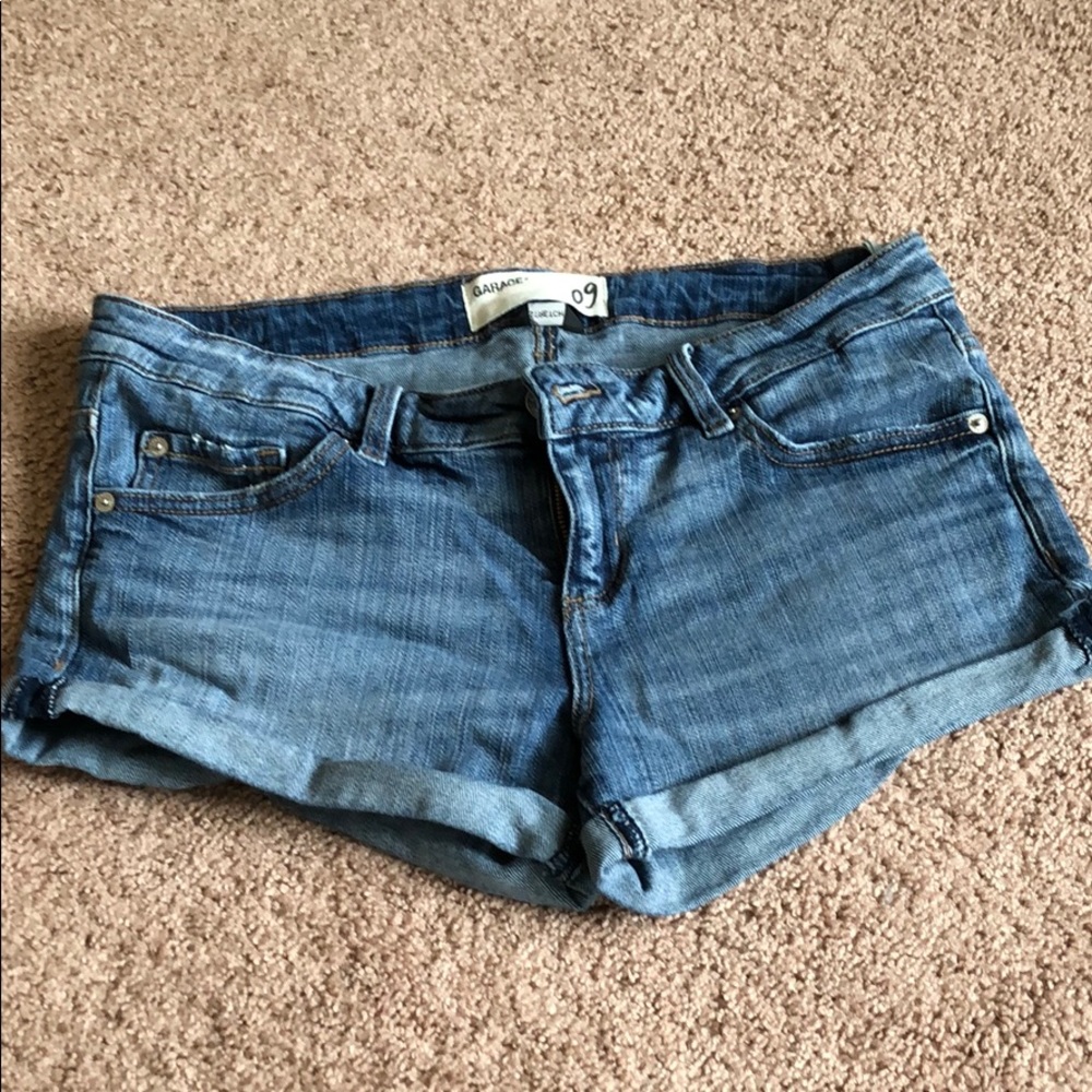 Like new jean shorts, size 9